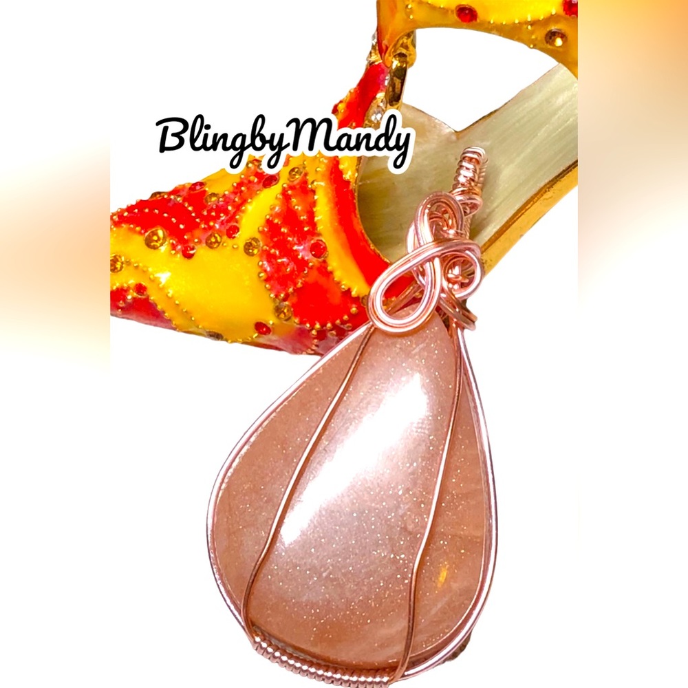 Large stunning PEACH  MOONSTONE pendant-amazing colors